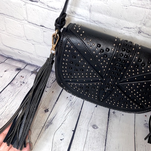 MMS metal studs hand bags w side fringe - Picture 4 of 9